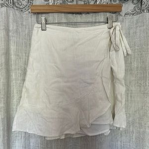 Abercrombie and fitch women’s white linen lined skirt size small